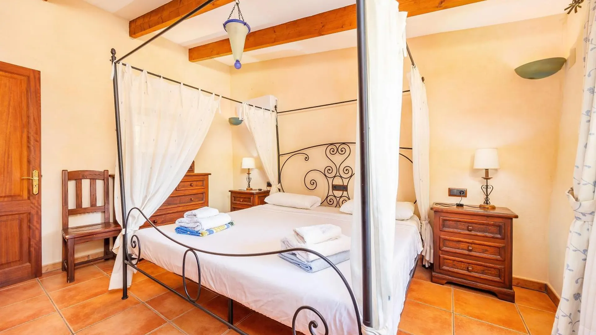 Mirabo Ramonet Villa Cas Concos Holiday home